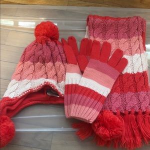 Gap kids matching hat, scarf, and gloves